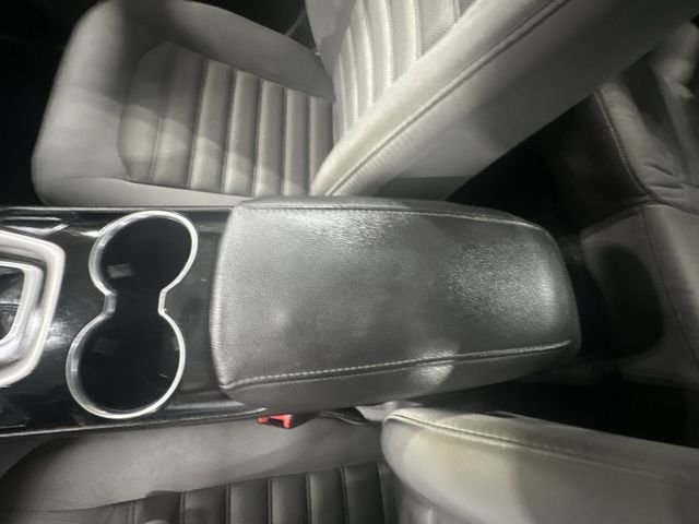 Used 2015 White Ford S image 28