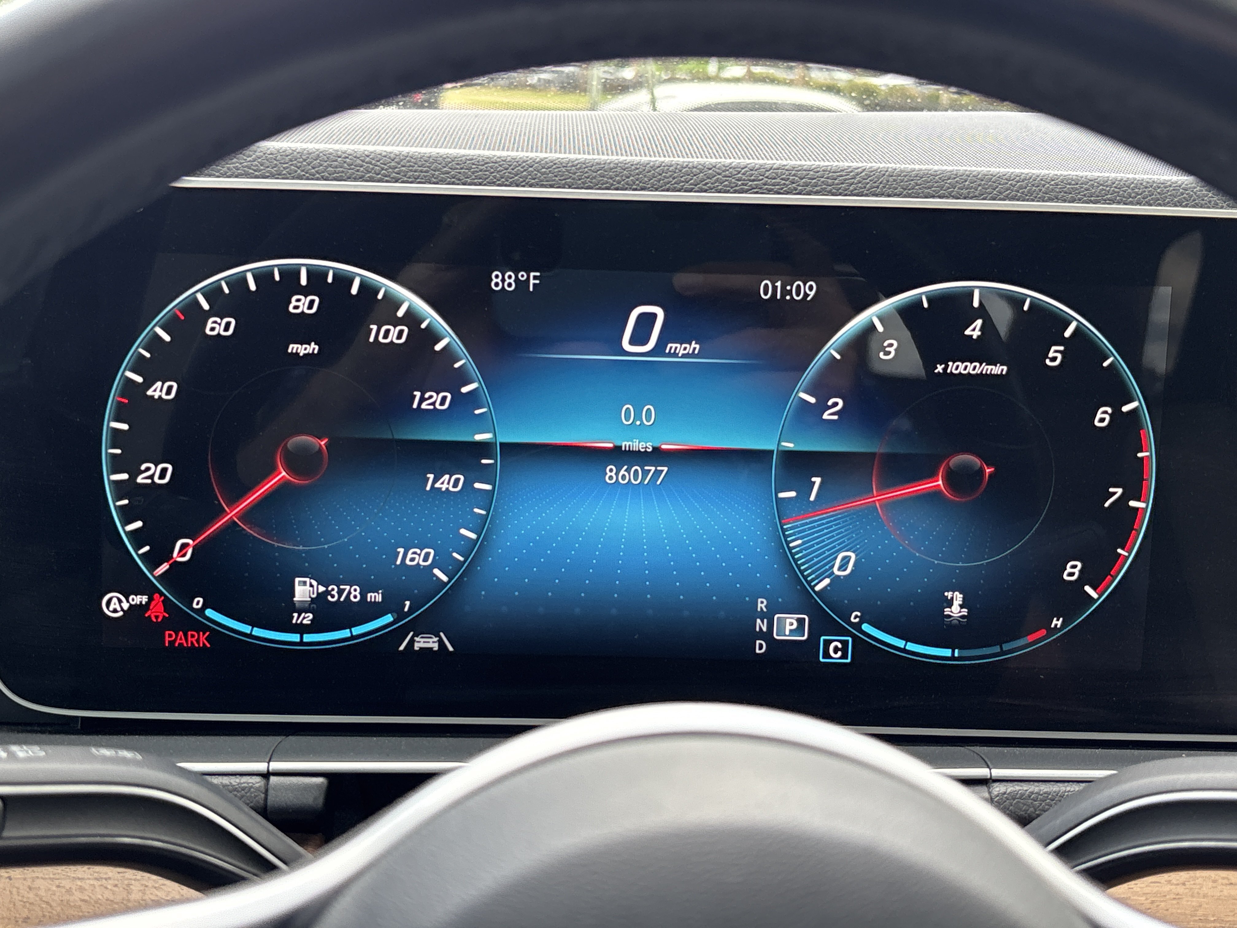 Used 2021 EMERALD GREEN METALLIC Mercedes-Benz  image 30