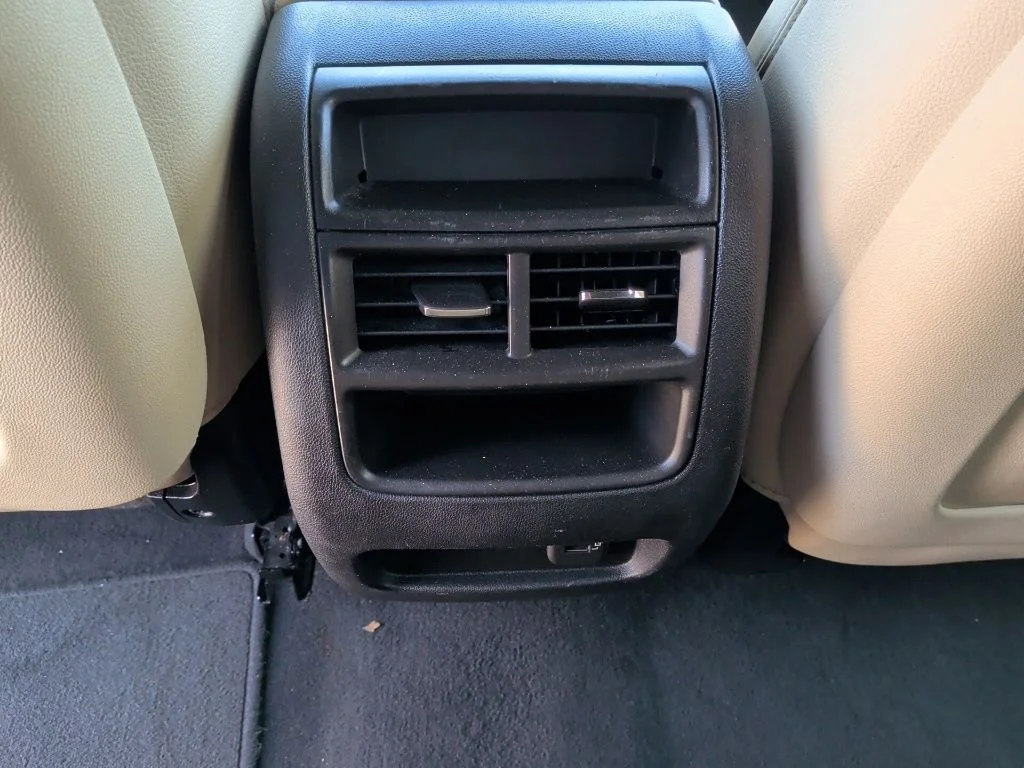 Used 2019 White Cadillac Base image 35