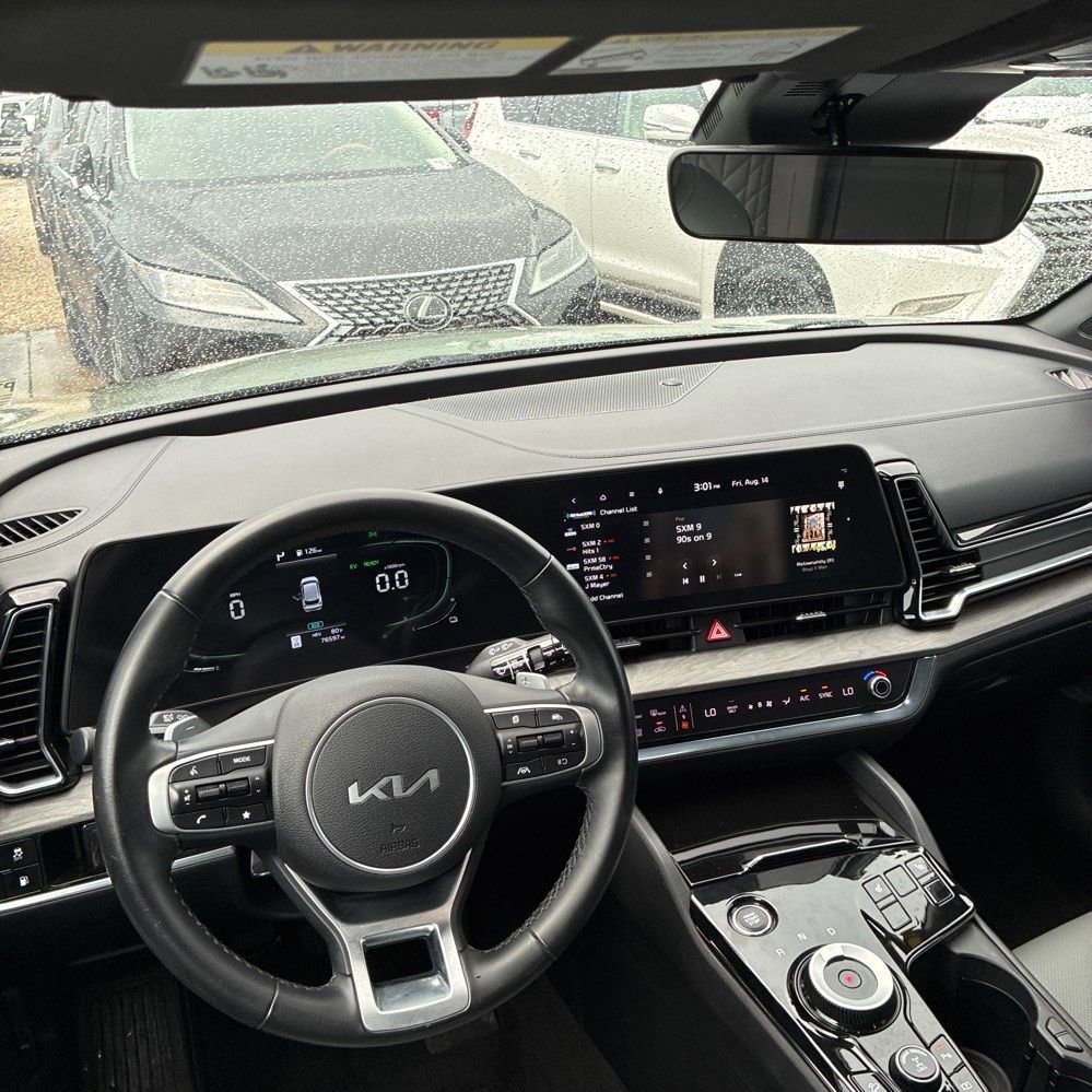 Used 2023 Green Kia X-Line image 17