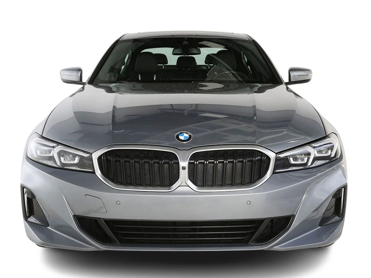 Used 2023 Gray BMW 330i xDrive image 2