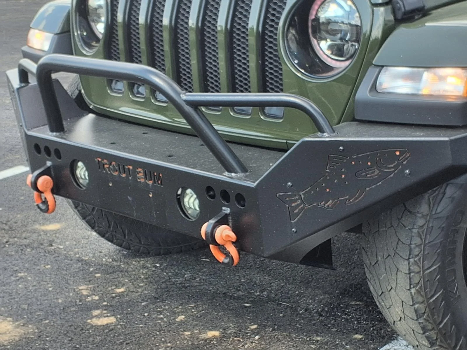 Used 2021 Sarge Green Clearcoat Jeep Unlimited Sahara Altitude image 2
