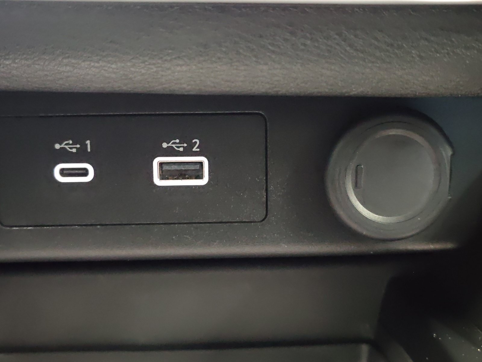 Used 2023 Super Black Nissan SV image 20
