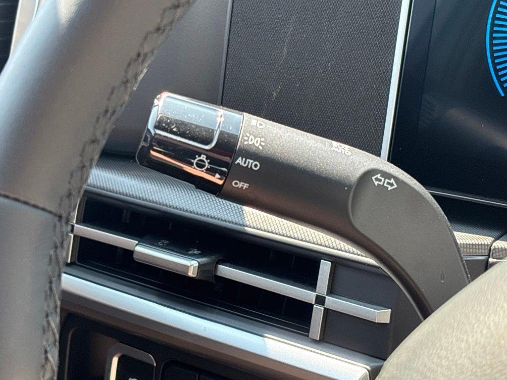 New 2026 Silver Hyundai SE AWD image 18