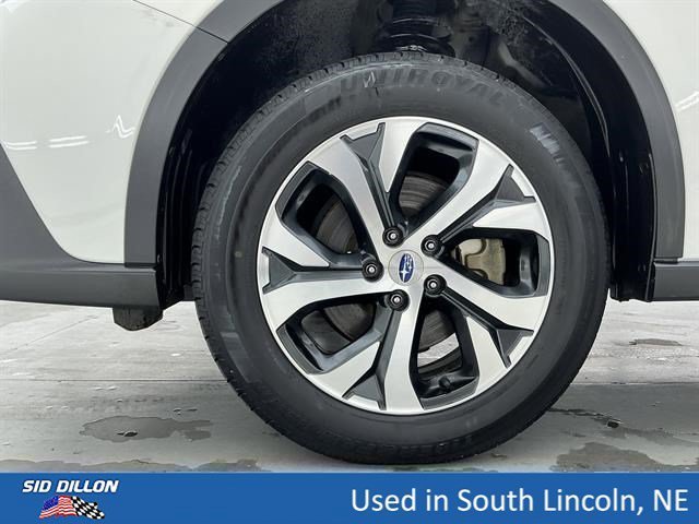 Used 2020 Crystal White Pearl Subaru Limited image 18
