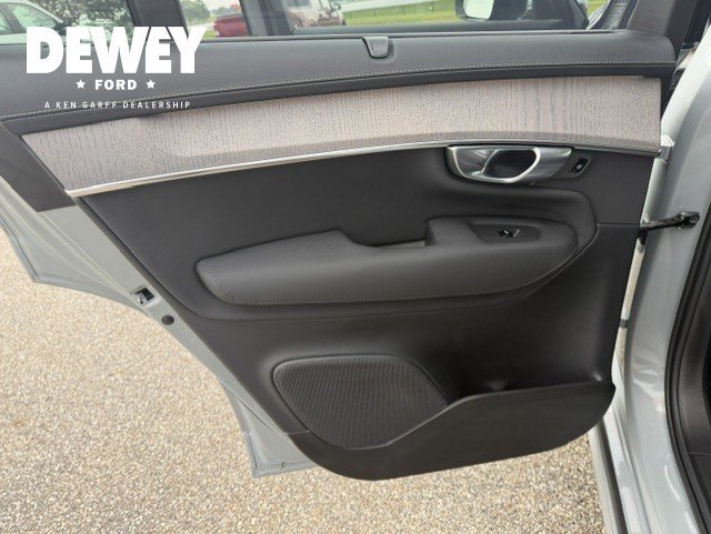 Used 2026 Gray Metallic Volvo Ultra Dark Theme image 26