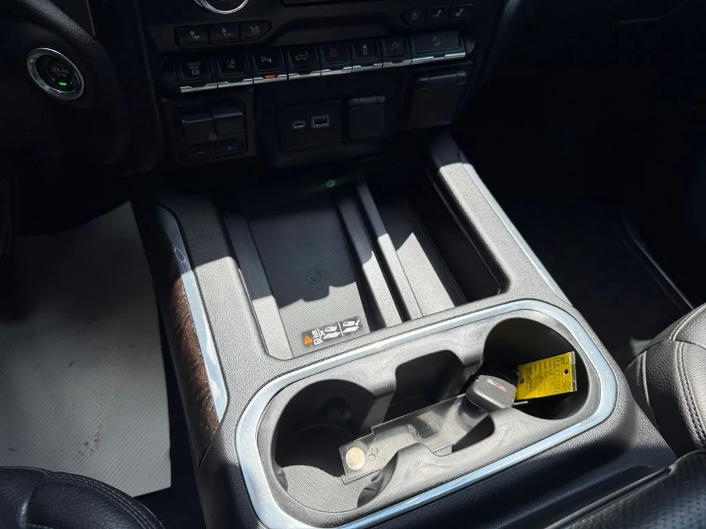 Used 2020 Silver GMC Denali image 15