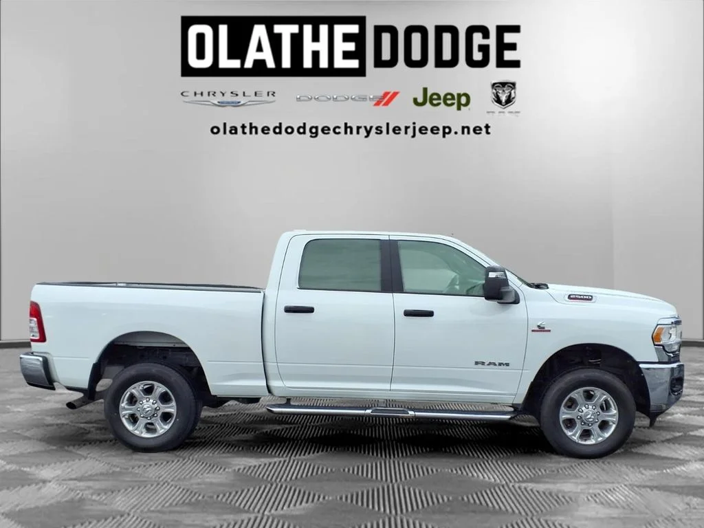 Used 2024 White Ram Big Horn image 29
