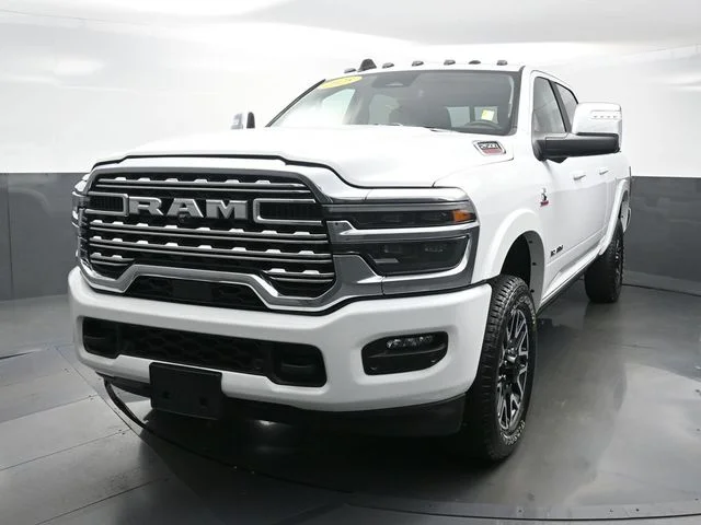 Used 2025 White Ram Limited image 1