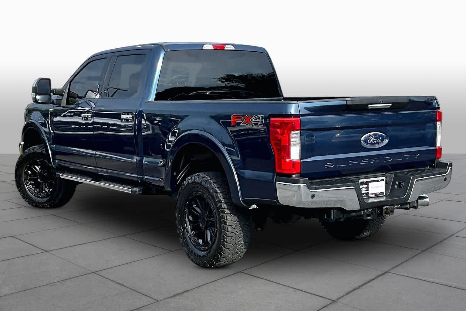 Used 2017 Blue Jeans Ford XLT image 12