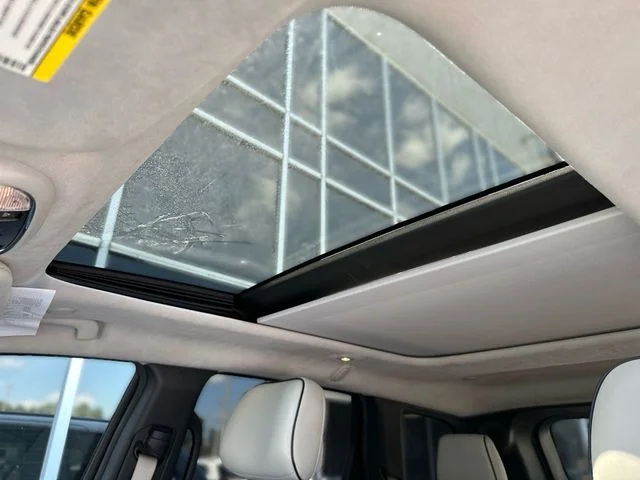 Used 2020 White Jeep Summit image 23
