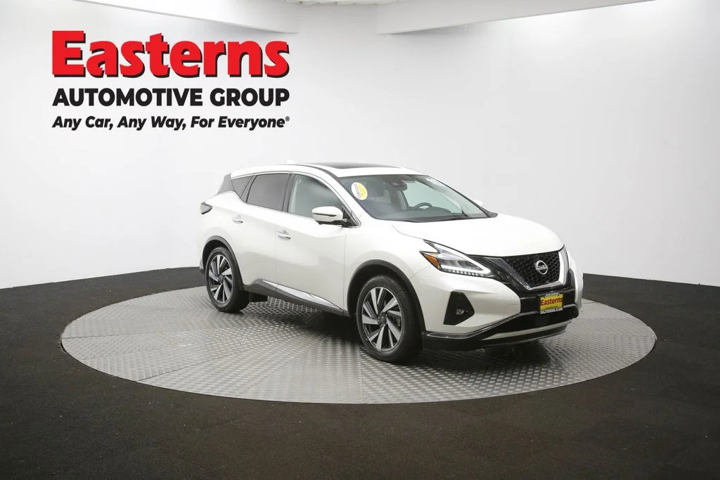 Used 2023 White Nissan SL image 48