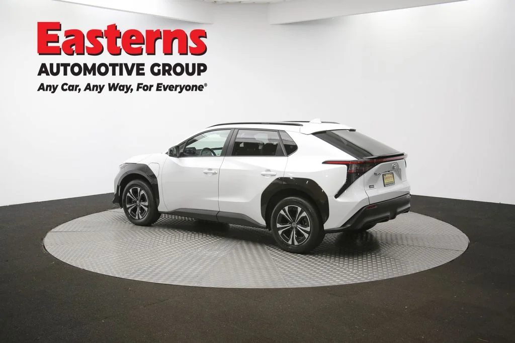 Used 2023 White Toyota XLE image 62