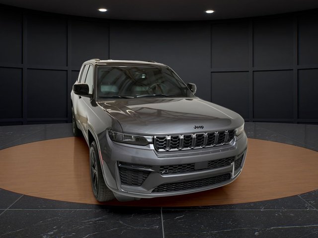 2026 Jeep Grand Cherokee Altitude