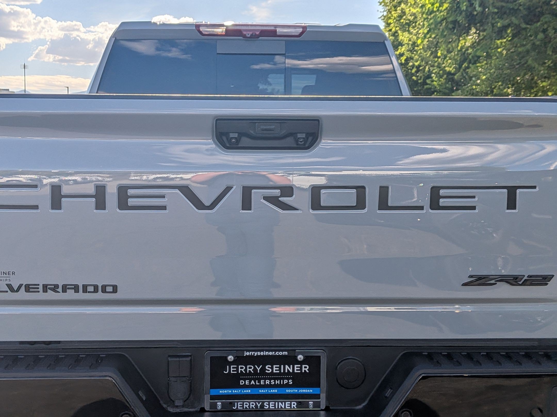 Used 2025 Slate Gray Metallic Chevrolet ZR2 image 13