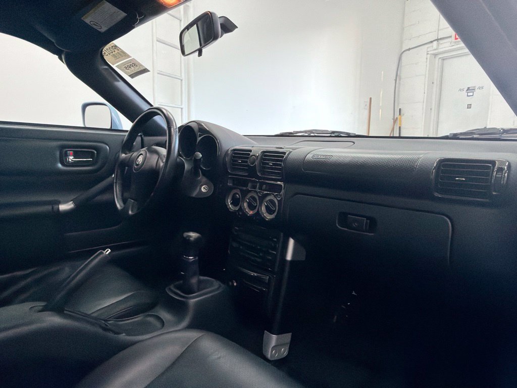Used 2003 Blue Toyota Base image 28