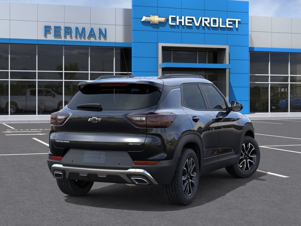 New 2026 Mosaic Black Metallic Chevrolet ACTIV image 5