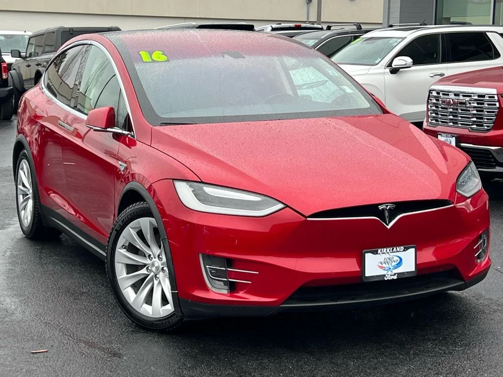 2016 Tesla Model X 90D's photo