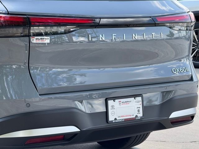New 2026 HARBOR GRAY INFINITI Luxe AWD image 9