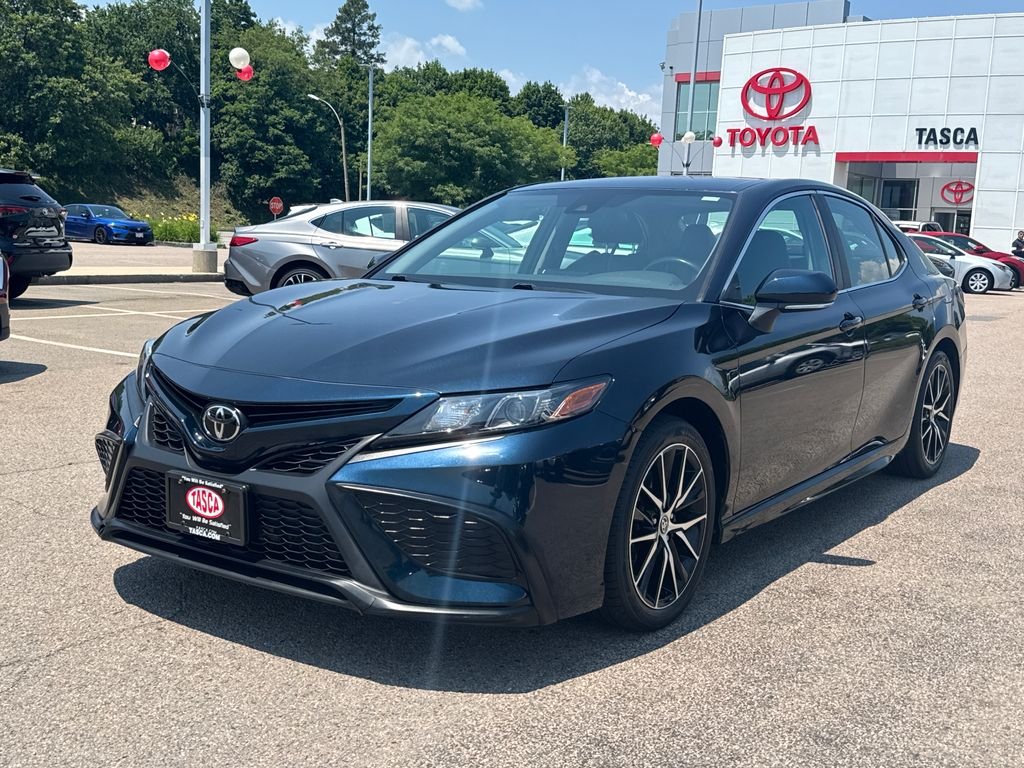 Used 2021 Blue Toyota SE image 3