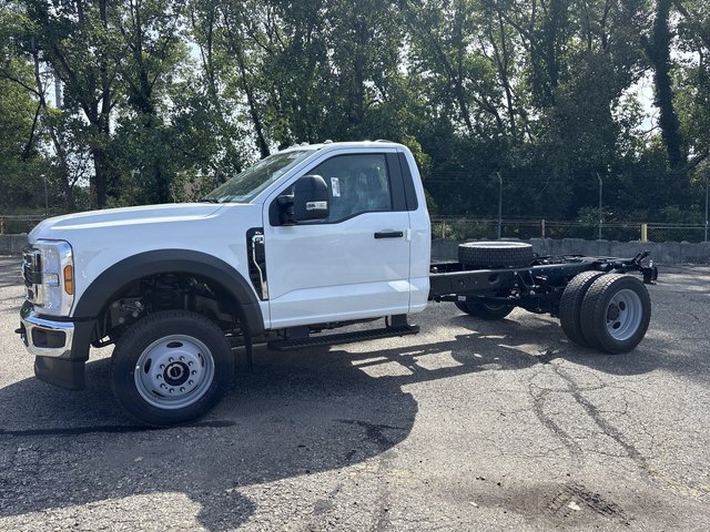 2026 Ford Super Duty F-550 DRW XL