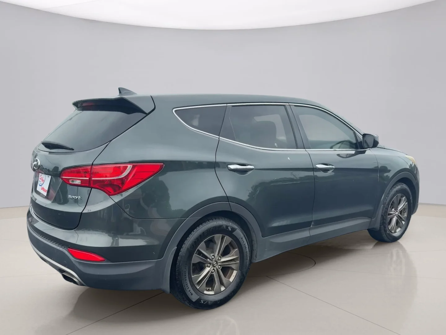 Used 2013 Green Hyundai SPORT image 5