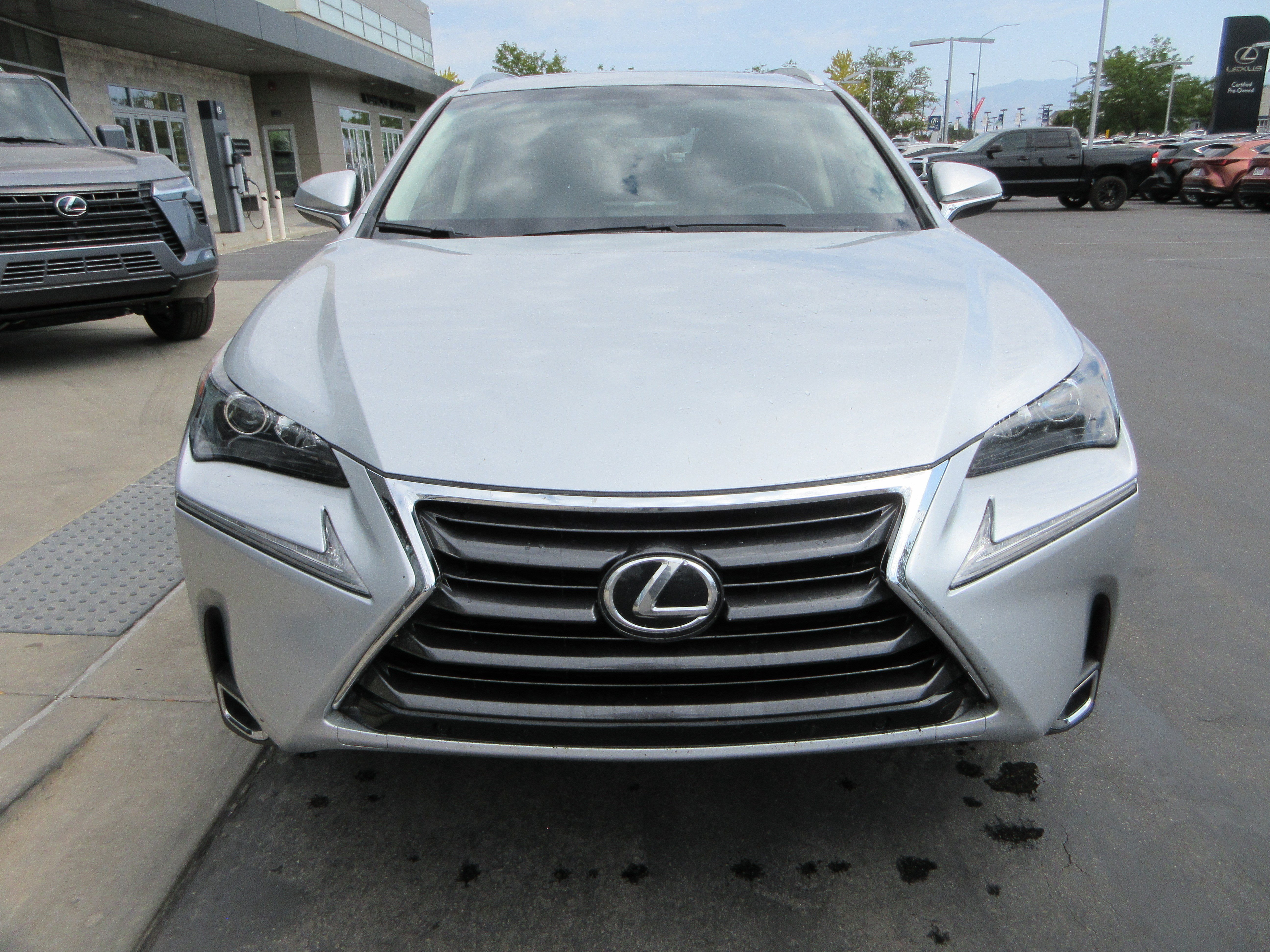 Used 2016 Silver Lining Metallic Lexus 200t image 14