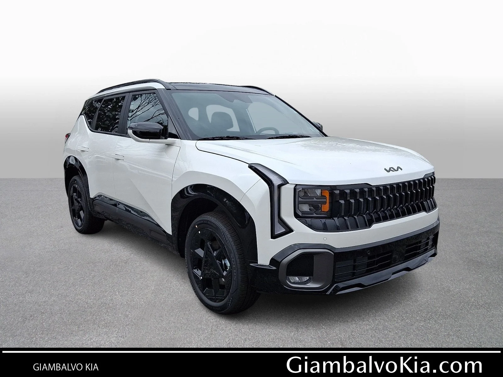 New 2027 White Kia X-Line S image 1