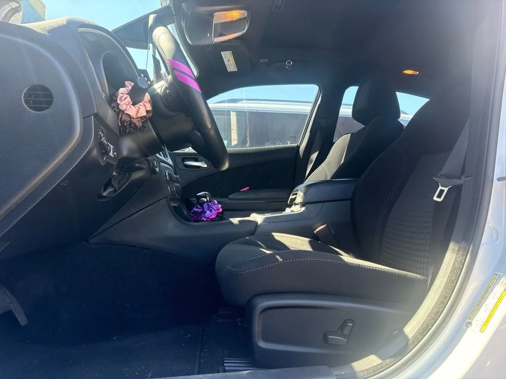 Used 2021 White Dodge SXT image 3