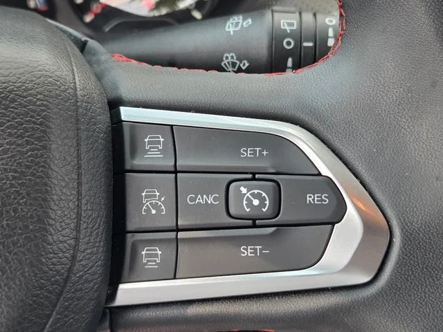 Used 2024 Black Jeep Trailhawk image 25