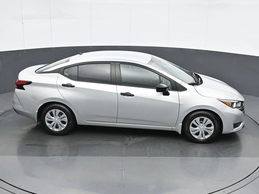 Used 2024 Silver Nissan 1.6 S image 24