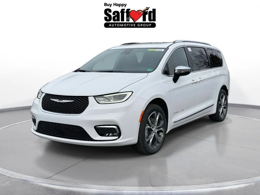 2026 Chrysler Pacifica Pinnacle AWD's photo