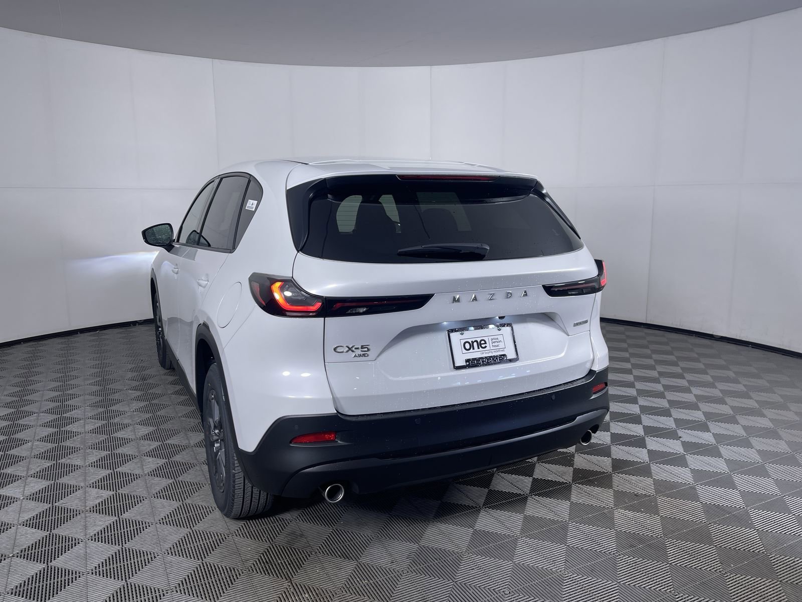 New 2026 Rhodium White Metallic Mazda 2.5 S Select image 23