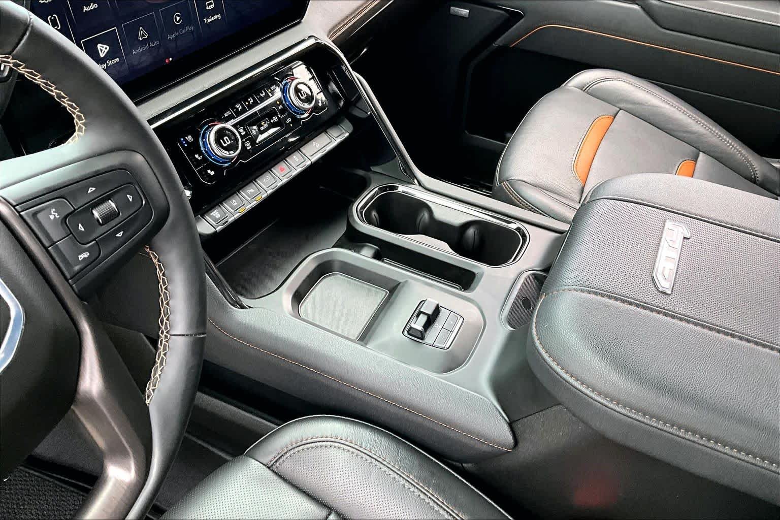 Used 2025 Titanium Rush Metallic GMC AT4 image 17