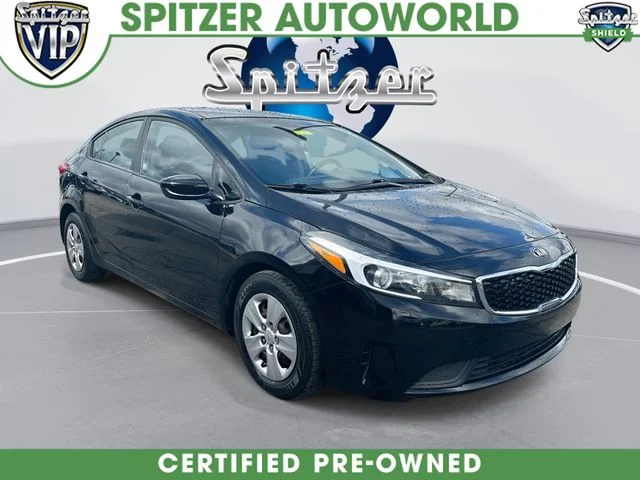 2017 Kia Forte LX AT's photo