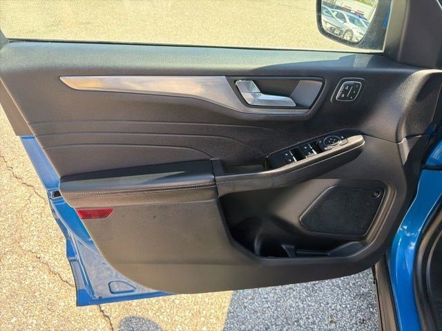Used 2021 Blue Metallic Ford Titanium image 11