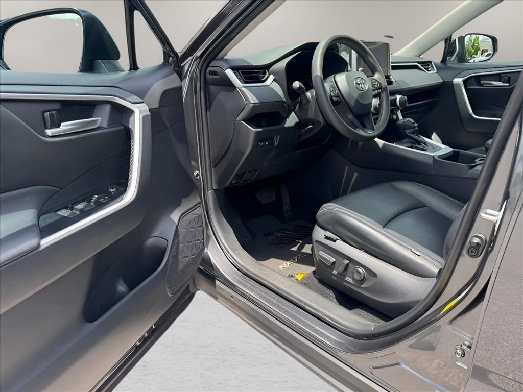 Used 2025 Magnetic Gray Metallic Toyota XLE image 16