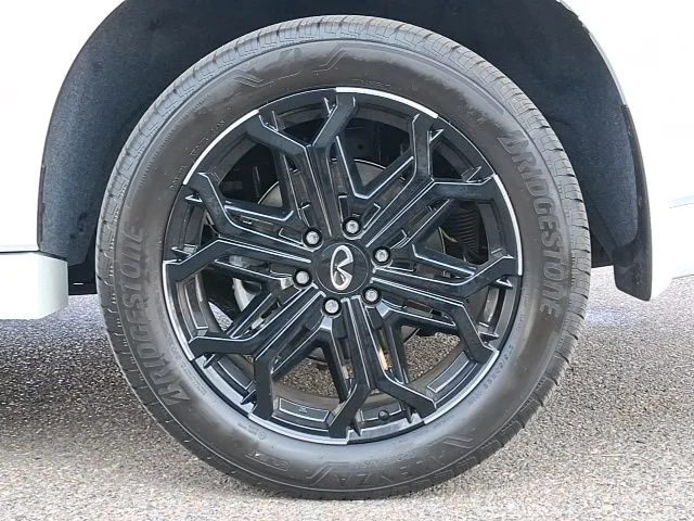 2026 INFINITI QX80 Sport - Photo 32