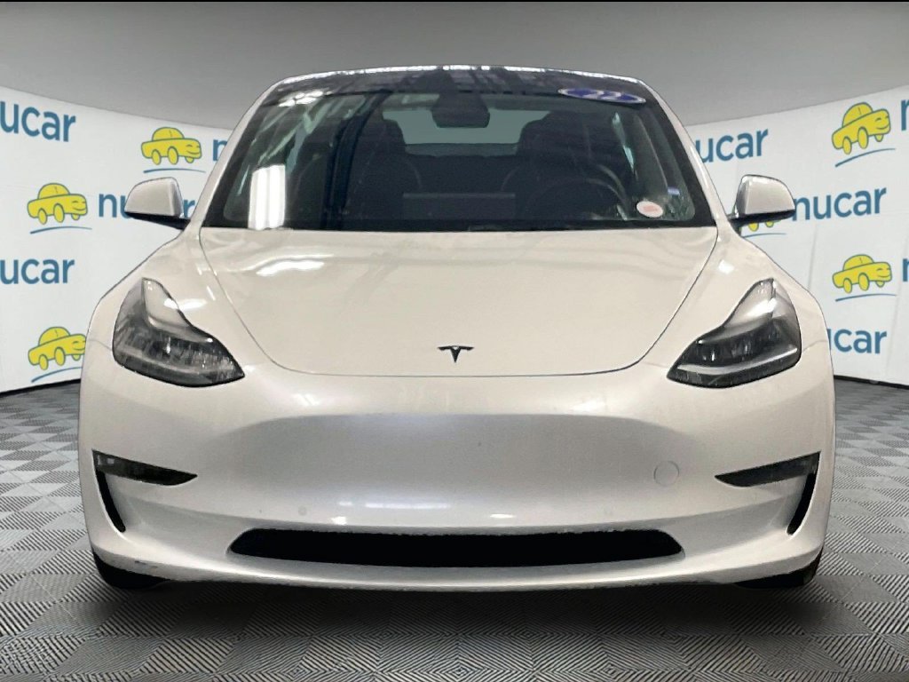 Used 2022 White Tesla Long Range image 2