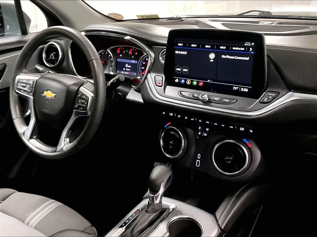 Used 2025 Gray Chevrolet LT image 14