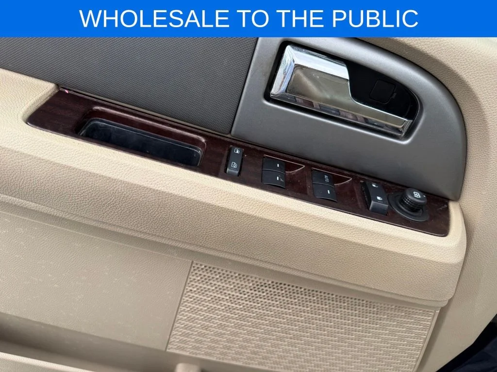 Used 2012 Blue Ford XLT image 6