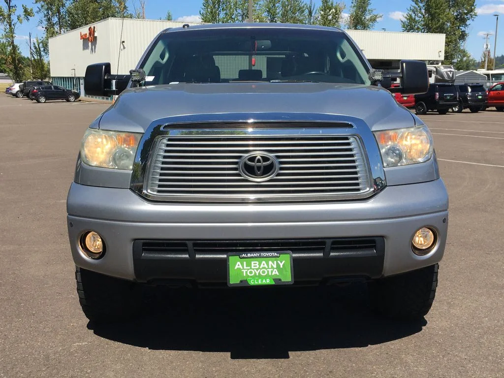 Used 2010 Silver Toyota Limited image 12