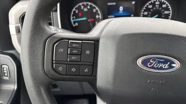 Used 2023 White Ford XL image 22