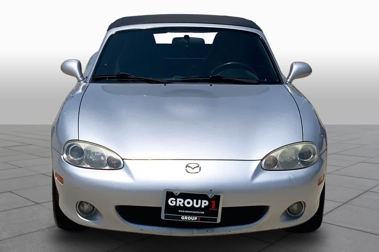 Used 2001 Sunlight Silver Metallic Mazda Base image 3
