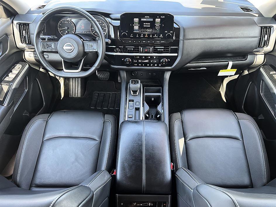 Used 2025 Super Black Nissan SL image 18