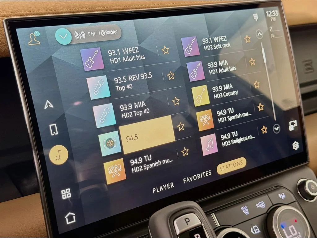 2026 Land Rover Defender X-Dynamic SE - Photo 15