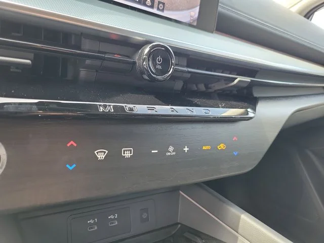New 2026 Everest White Pearl TriCoat Nissan Platinum image 16