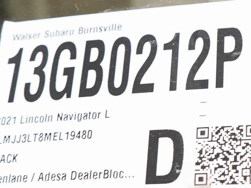 Used 2021 Black Lincoln Reserve image 32