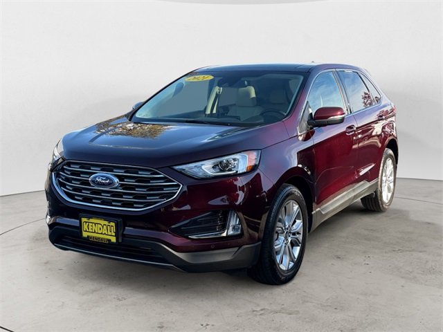 2021 Ford Edge Titanium photo 3