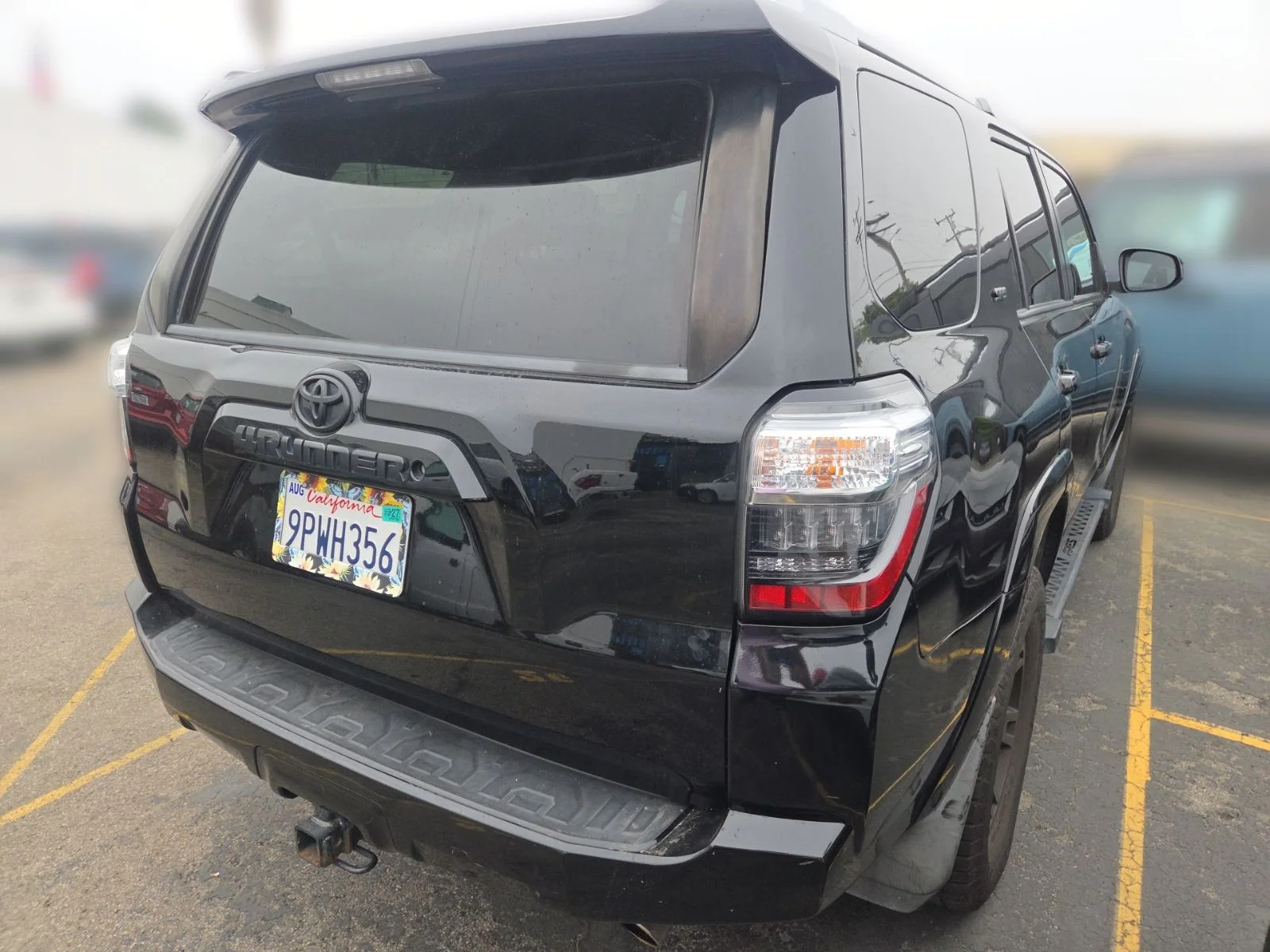 Used 2015 Attitude Black Metallic Toyota SR5 image 8
